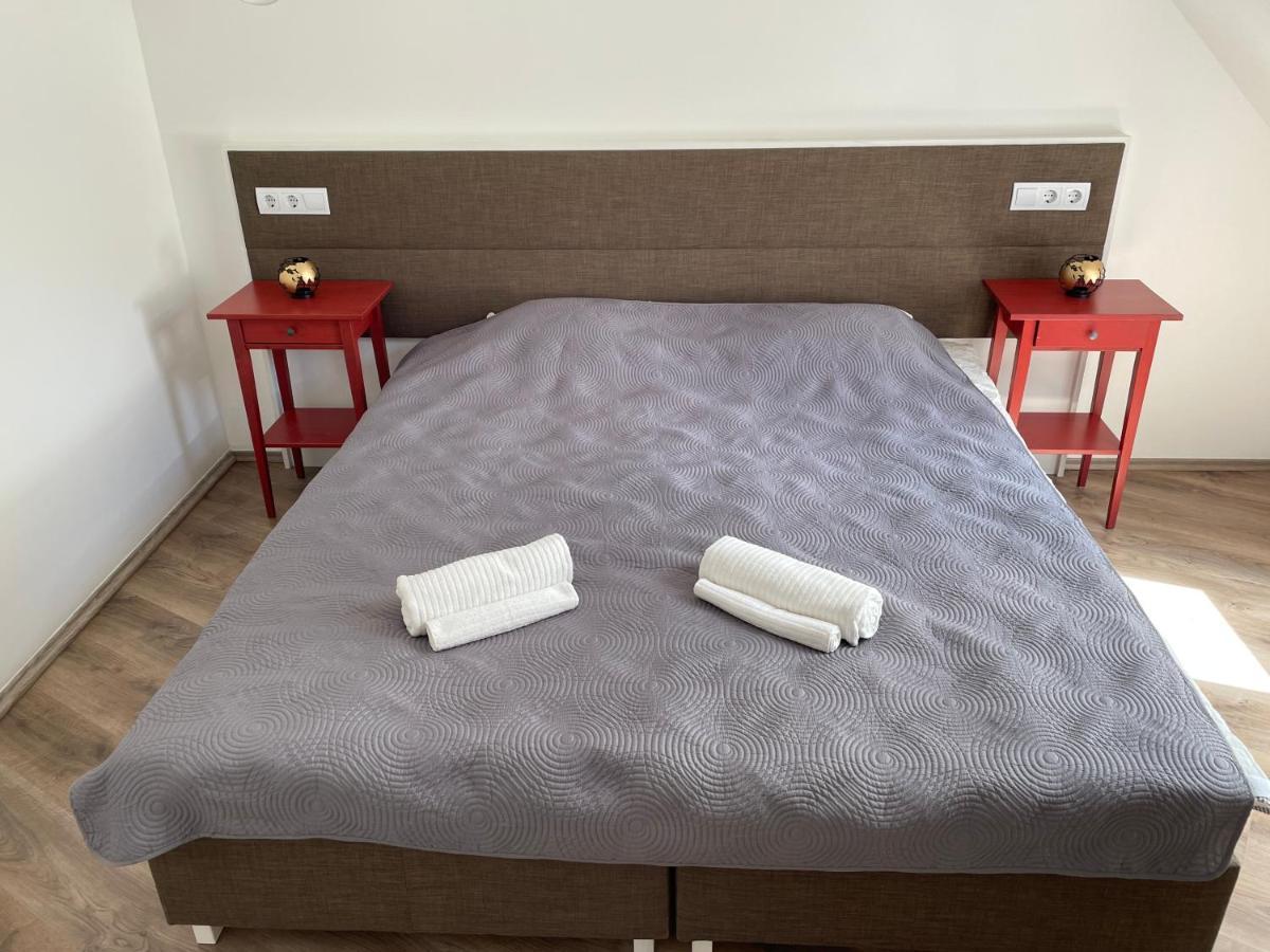 Fresh Garden Apartments Siofok Luaran gambar